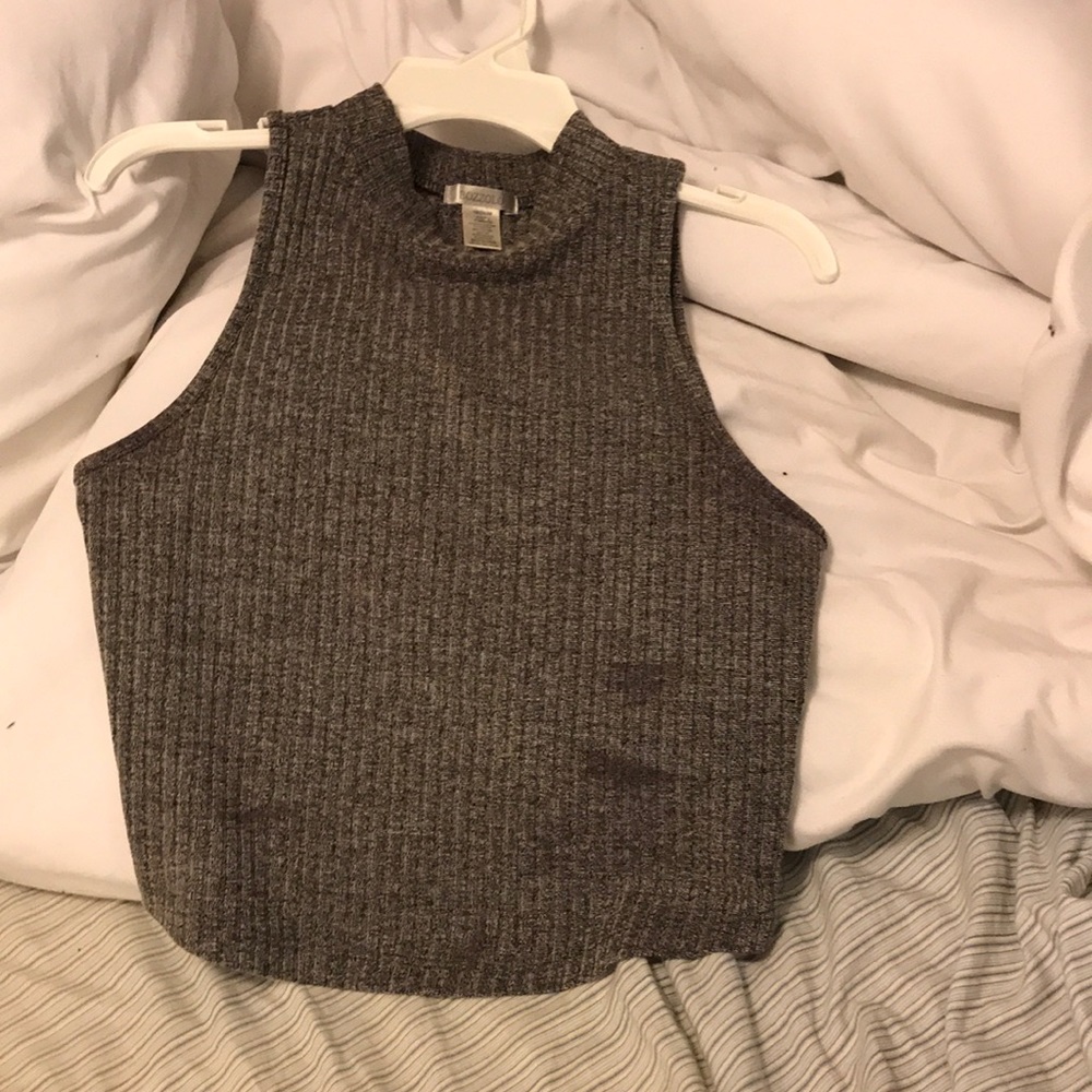 crop top